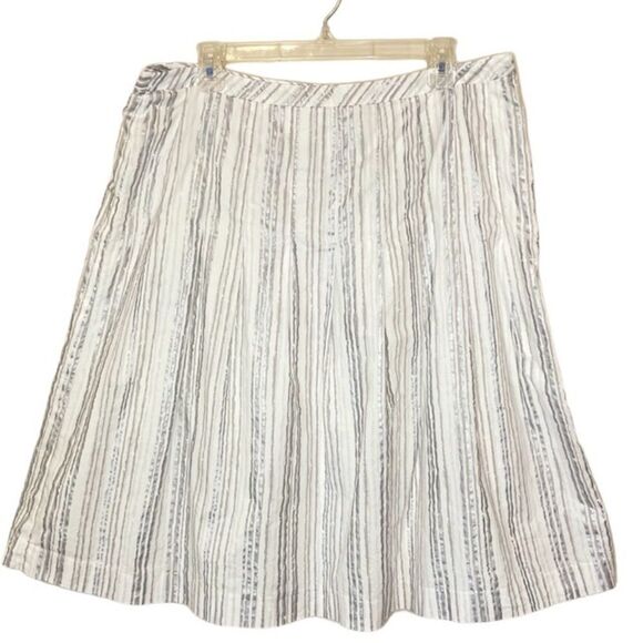LOFT White & Silver Metallic Striped Knee-Length Skirt, Size‎ 14 - Picture 1 of 5